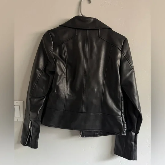 LIKE NEW SAM EDELMAN FAUX LEATHER JACKET - Picture 5 of 7
